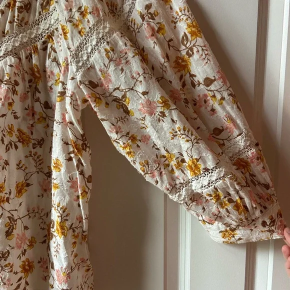 Anthropologie Cream Bib Collar Ruffled Blouse - Picture 2 of 4